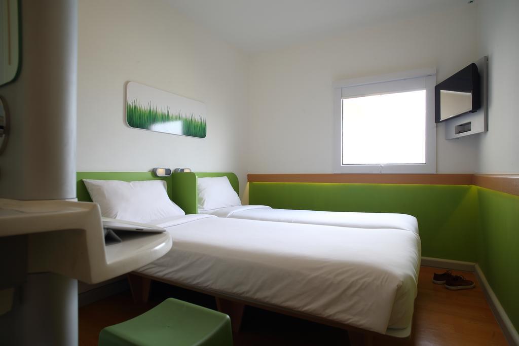 Cordia Hotel Surabaya Airport - Hotel Dalam Bandara - Formerly Ibis Budget Surabaya Airport سيدوارجو المظهر الخارجي الصورة