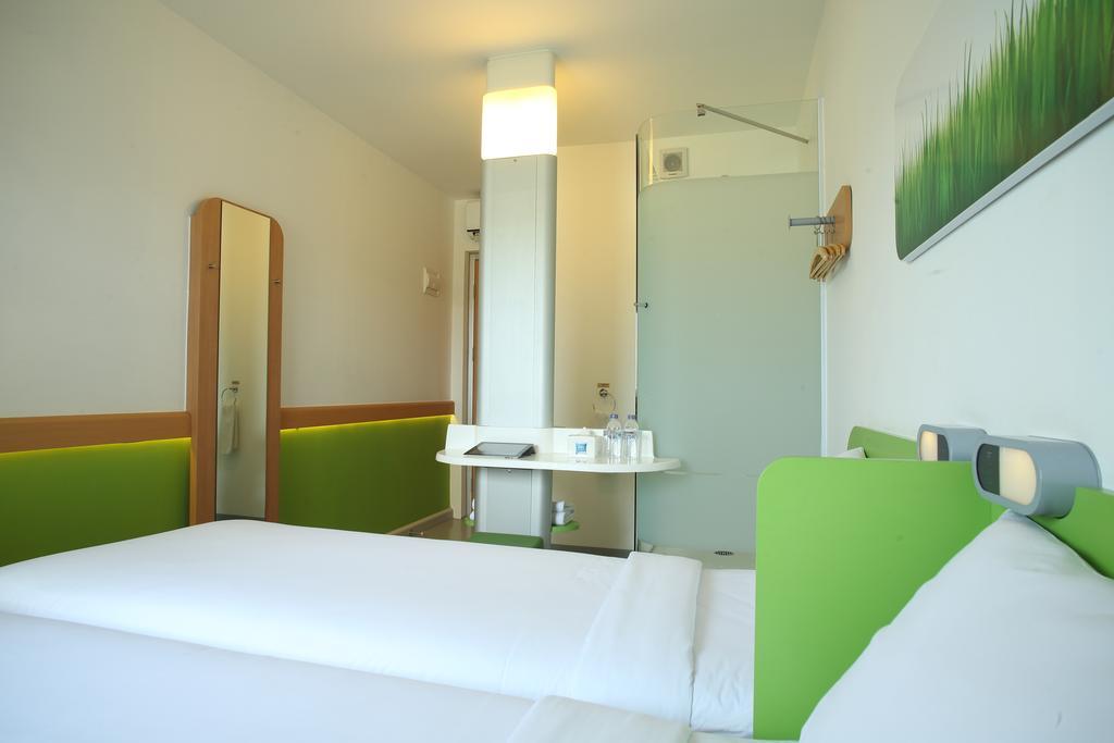 Cordia Hotel Surabaya Airport - Hotel Dalam Bandara - Formerly Ibis Budget Surabaya Airport سيدوارجو المظهر الخارجي الصورة