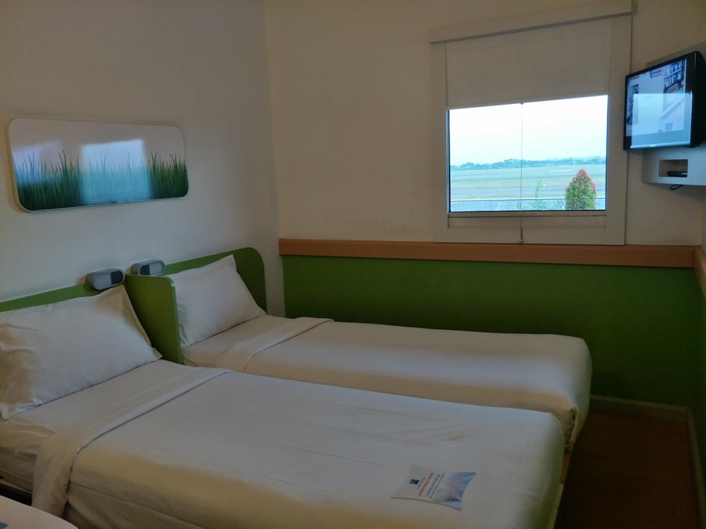 Cordia Hotel Surabaya Airport - Hotel Dalam Bandara - Formerly Ibis Budget Surabaya Airport سيدوارجو المظهر الخارجي الصورة