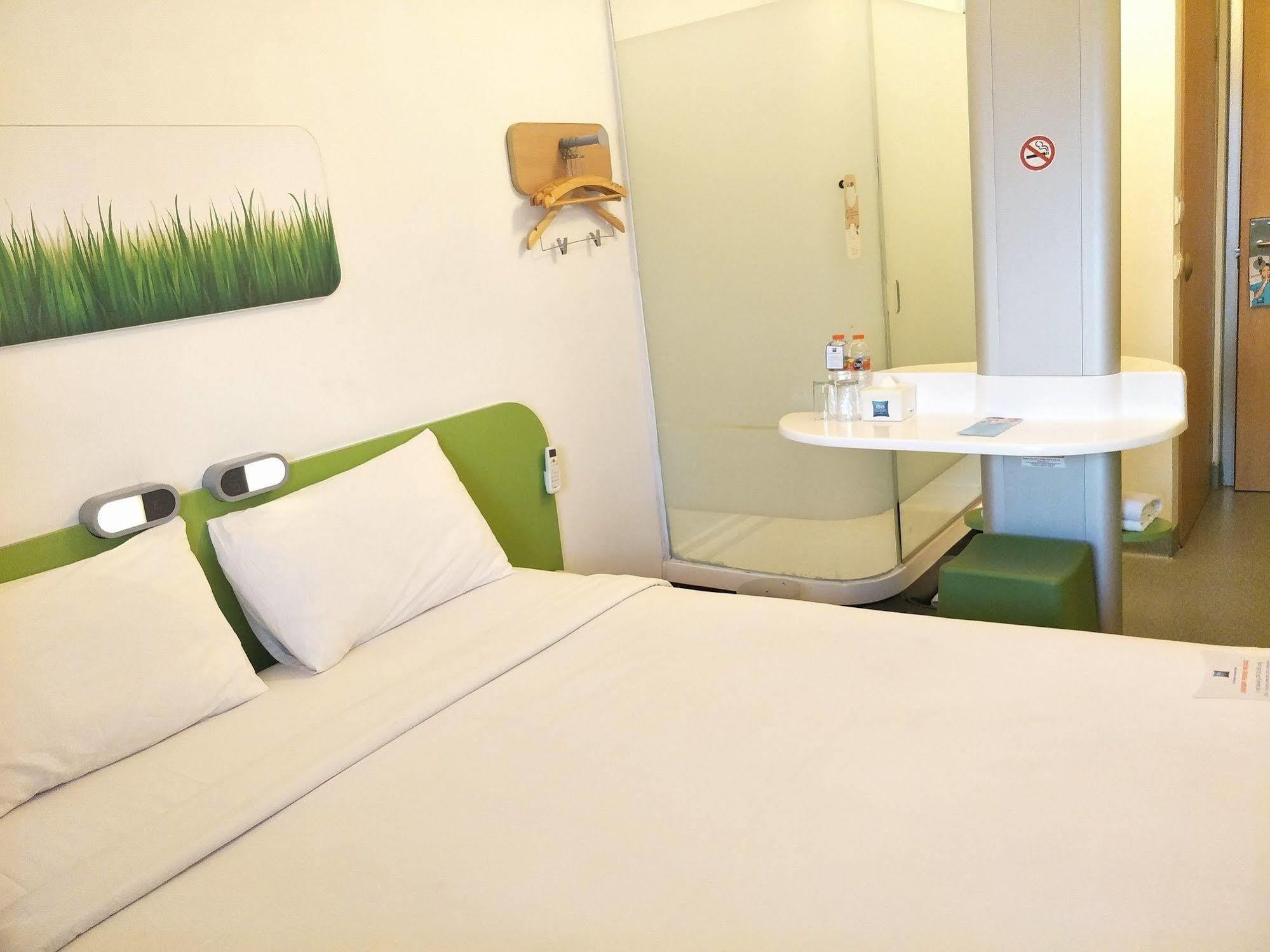 Cordia Hotel Surabaya Airport - Hotel Dalam Bandara - Formerly Ibis Budget Surabaya Airport سيدوارجو المظهر الخارجي الصورة